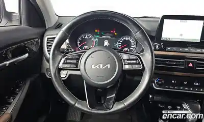 Kia Seltos 2022 1.6 Автомат в Москве № 120114, миниатюра 12