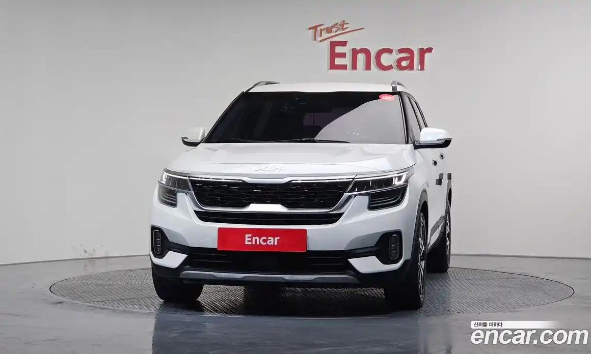 Kia Seltos 2022 1.6 Автомат в Москве № 120114, фото 17