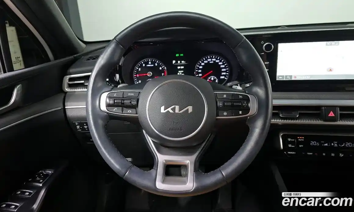 Kia K5 2022 2.0 Автомат в Москве № 120827, фото 13