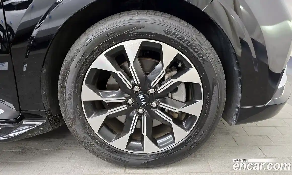 Kia Canival 2021 3.5 Автомат в Москве № 121961, фото 15