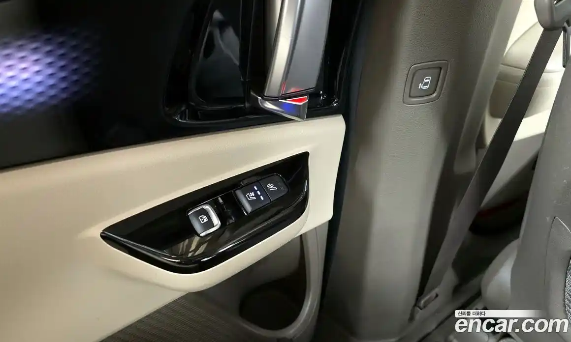 Kia Canival 2021 3.5 Автомат в Москве № 121961, фото 20