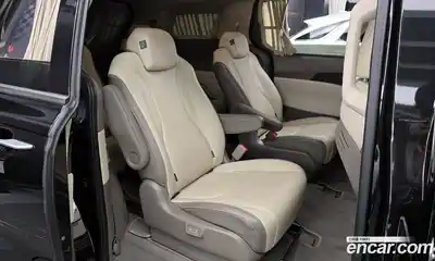 Kia Canival 2021 3.5 Автомат в Москве № 121961, миниатюра 7