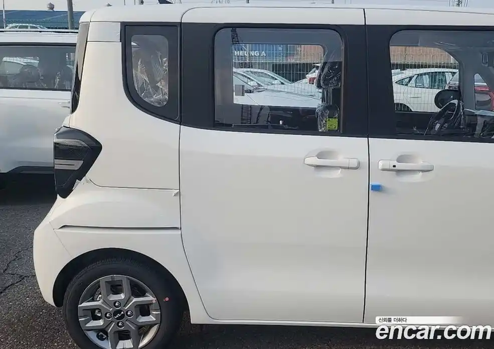 Kia Ray 2026 1.0 Автомат в Москве № 123083, фото 6