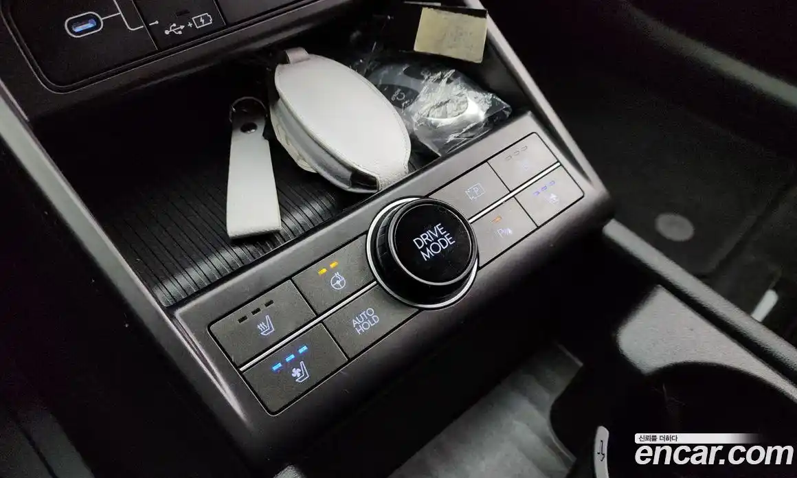 Hyundai Kona 2023 1.6 Автомат в Москве № 123730, фото 17