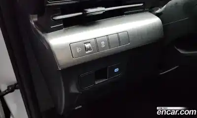 Hyundai Kona 2023 1.6 Автомат в Москве № 123730, миниатюра 3