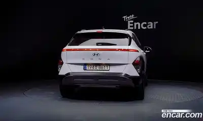 Hyundai Kona 2023 1.6 Автомат в Москве № 123730, миниатюра 8