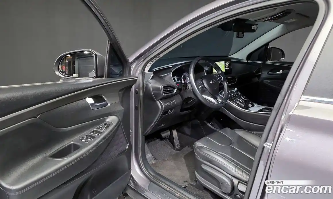 Hyundai Santa Fe 2023 2.2 Автомат в Москве № 124039, фото 17