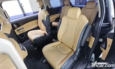 Kia Canival 2023 2.2 Автомат в Москве № 124170, миниатюра 12