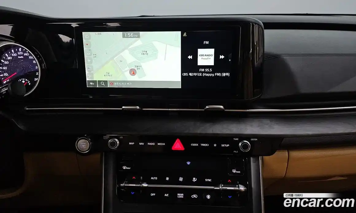 Kia Canival 2023 2.2 Автомат в Москве № 124170, фото 14