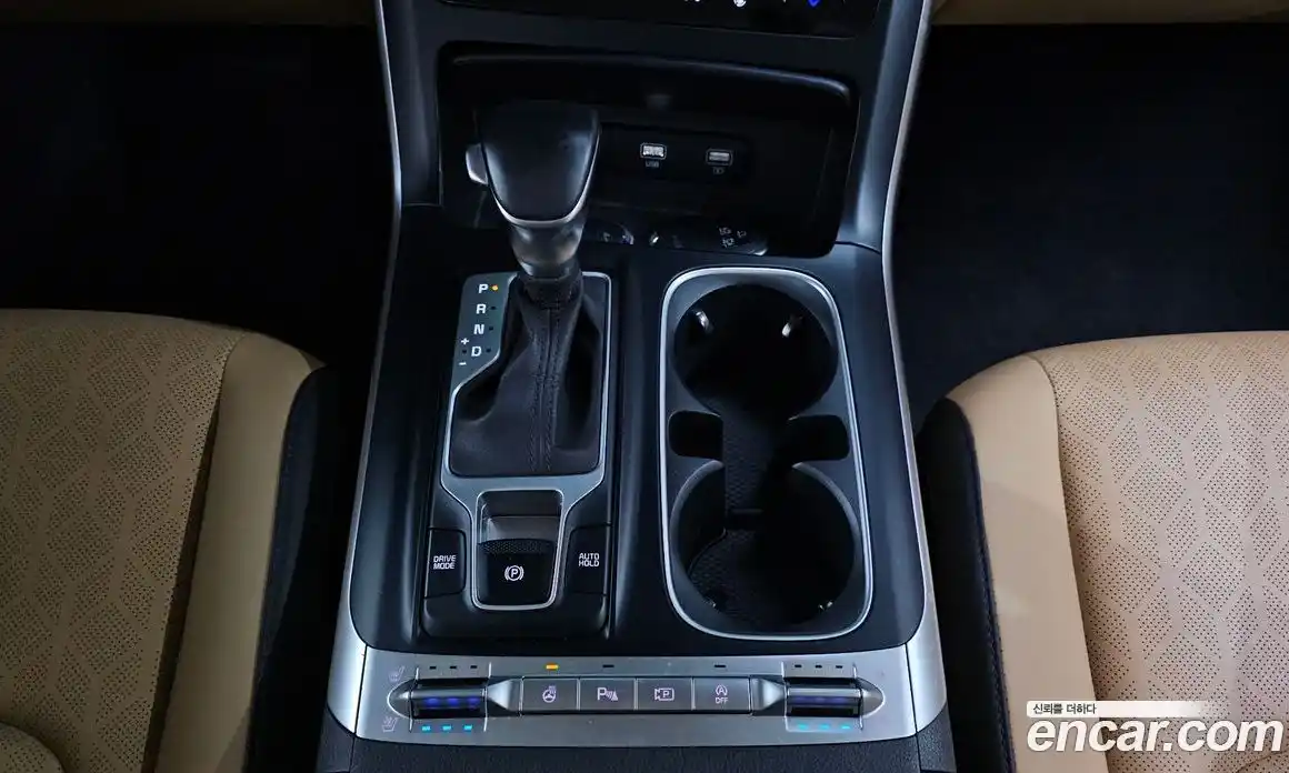 Kia Canival 2023 2.2 Автомат в Москве № 124170, фото 9