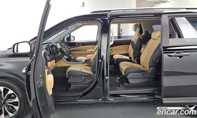 Kia Canival 2023 2.2 Автомат в Москве № 124170, миниатюра 10