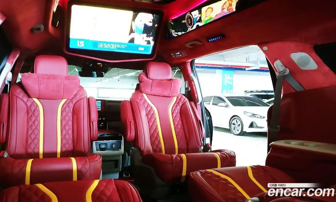 Kia Canival 2023 3.5 Автомат в Москве № 128015, фото 13