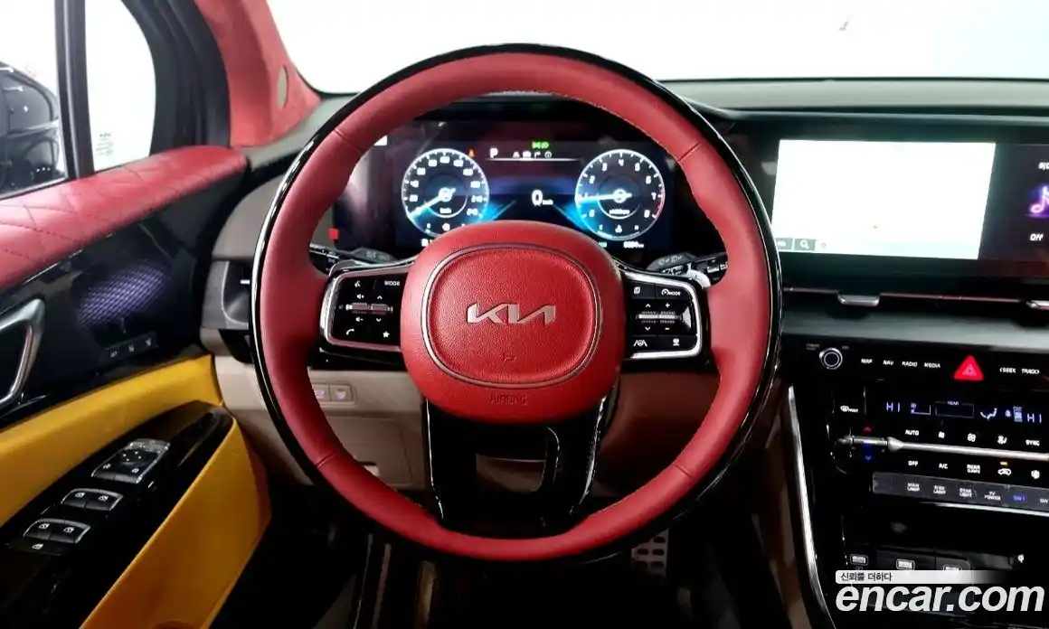 Kia Canival 2023 3.5 Автомат в Москве № 128015, фото 15