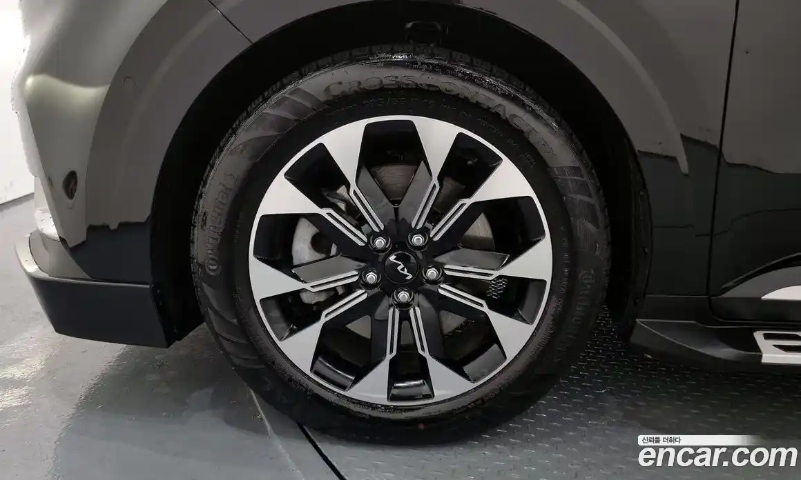 Kia Canival 2023 3.5 Автомат в Москве № 128015, фото 5