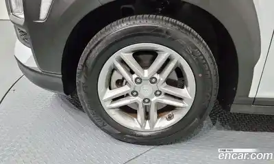 Hyundai Kona 2019 1.6 Автомат в Москве № 129837, миниатюра 7