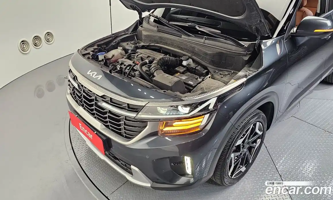 Kia Seltos 2024 1.6 Автомат в Москве № 130422, фото 7