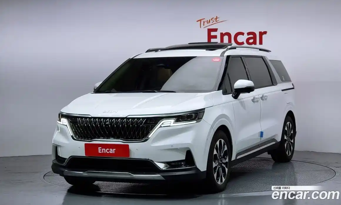 Kia Canival 2023 2.2 Автомат в Москве № 131427, фото 13