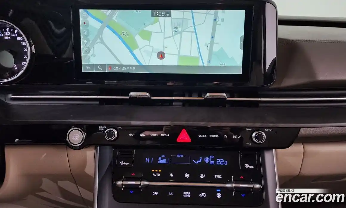 Kia Canival 2023 2.2 Автомат в Москве № 132576, фото 16