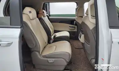 Kia Canival 2023 2.2 Автомат в Москве № 132576, миниатюра 5