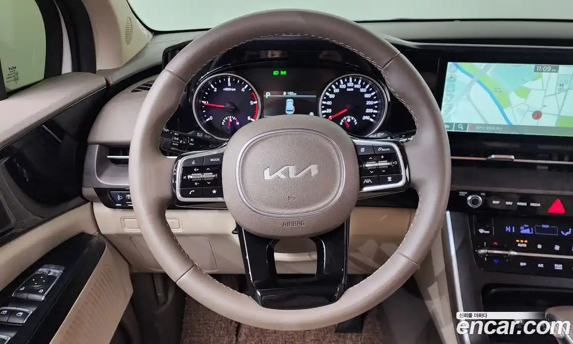 Kia Canival 2023 2.2 Автомат в Москве № 132576, фото 10