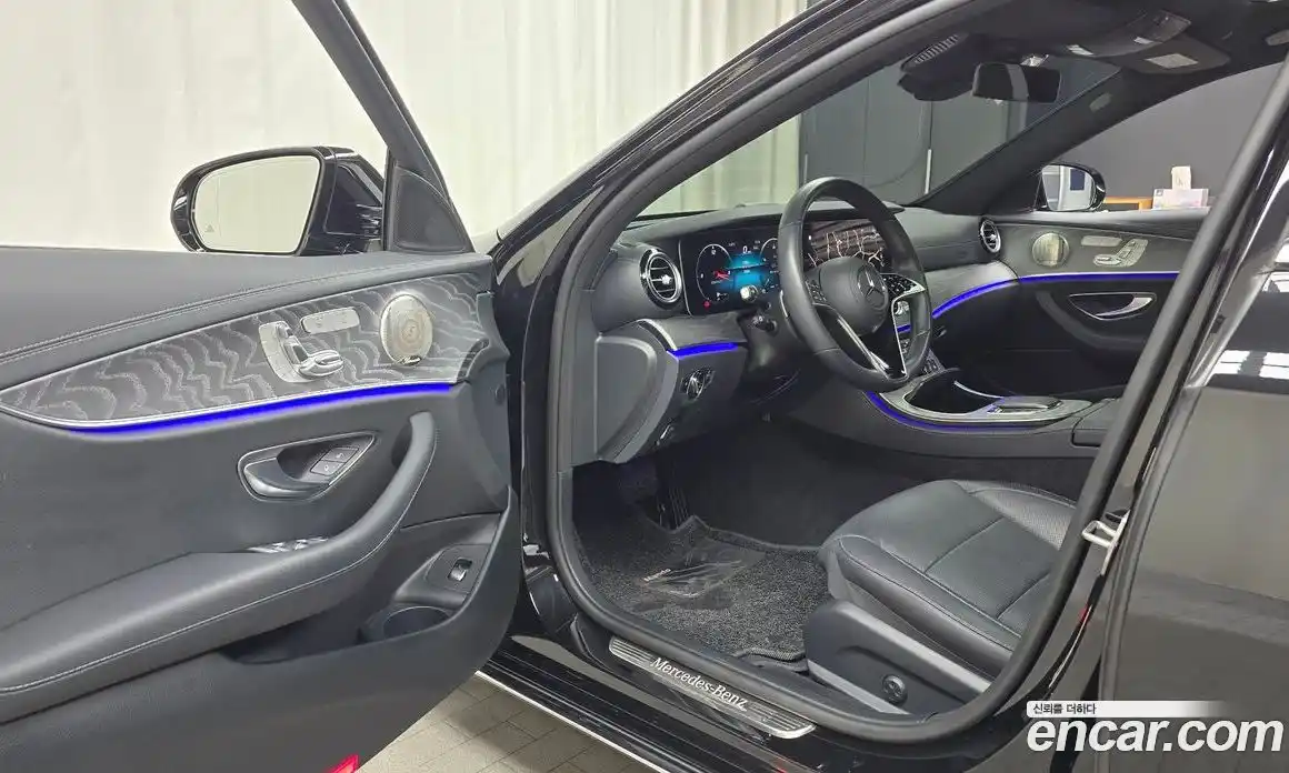 Mercedes-Benz E-Class 2023 2.0 Автомат в Москве № 135190, фото 14