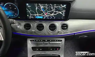 Mercedes-Benz E-Class 2023 2.0 Автомат в Москве № 135190, миниатюра 3