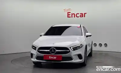 Mercedes-Benz A-Class 2021 2.0 Автомат в Москве № 141976, миниатюра 2