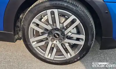 Mini Cooper 2025 2.0 Автомат в Москве № 143052, миниатюра 5