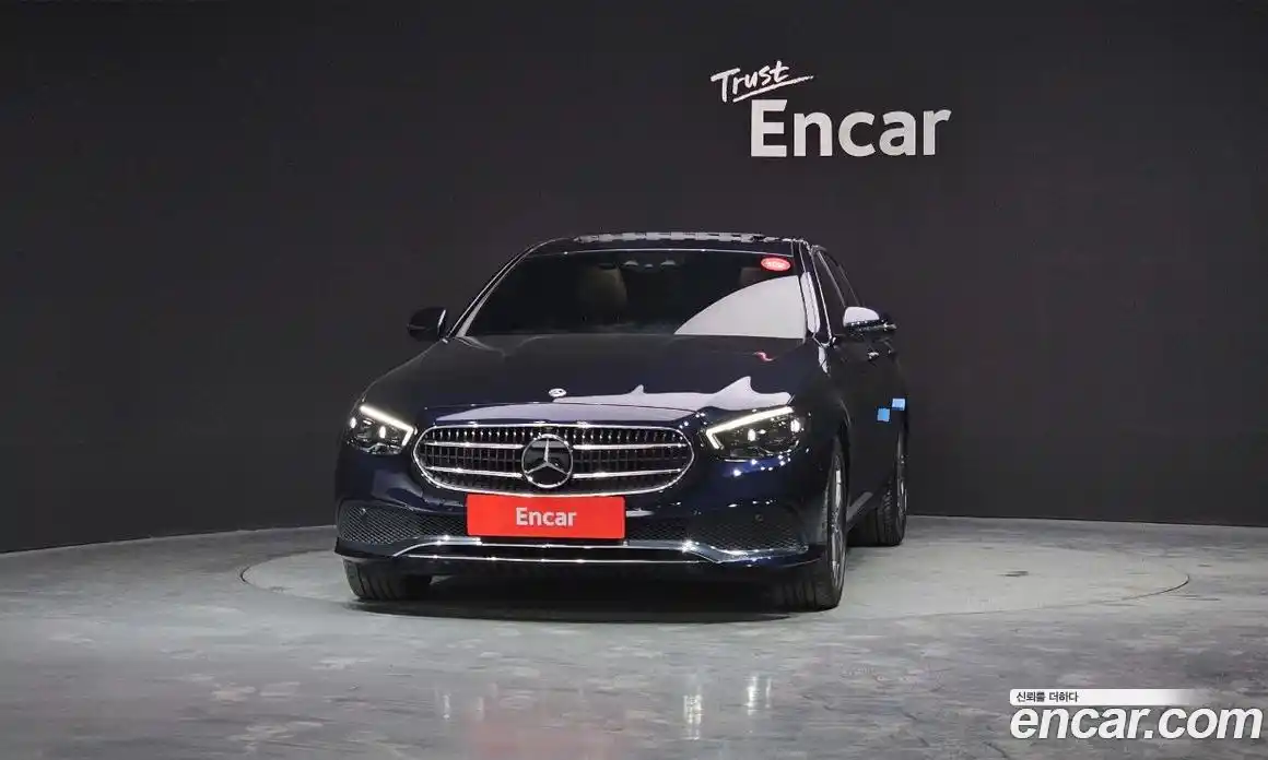 Mercedes-Benz E-Class 2022 2.0 Автомат в Москве № 143164, фото 3