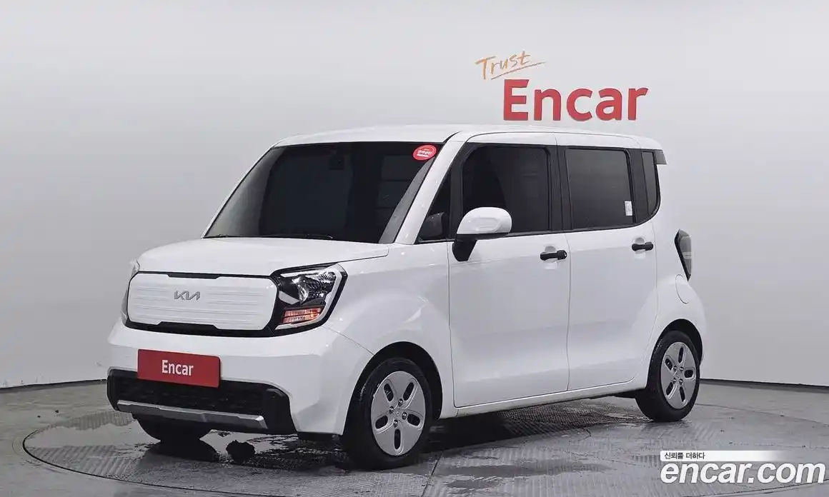 Kia Ray 2023 1.0 Автомат в Москве № 14477, фото 1