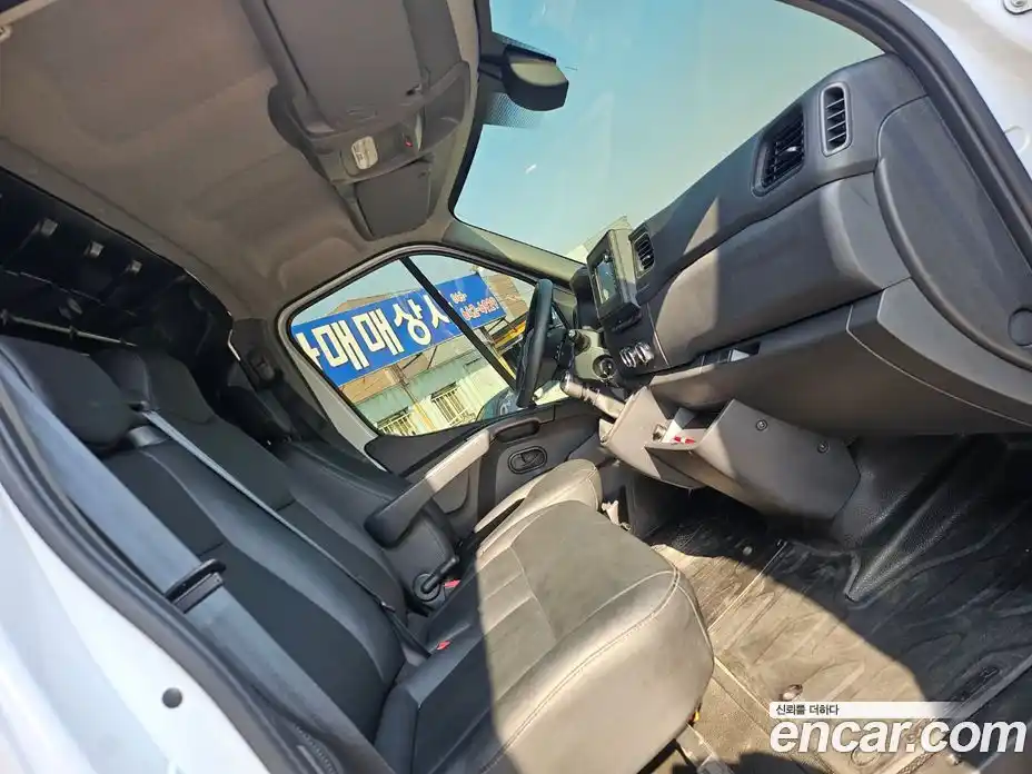 Renault Master 2020 2.3 Механическая в Москве № 152405, фото 17