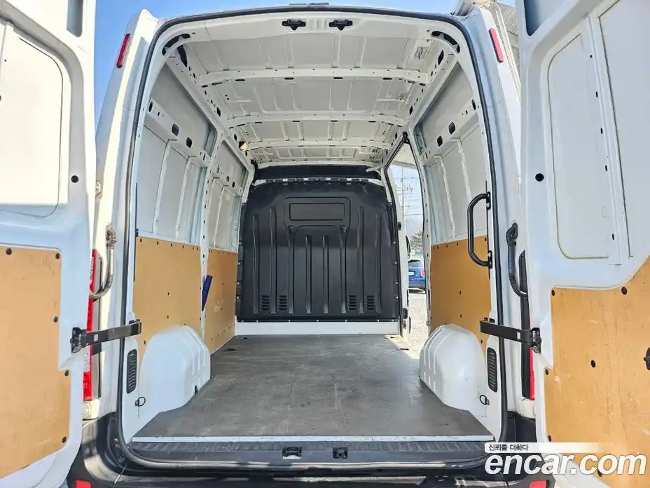 Renault Master 2020 2.3 Механическая в Москве № 152405, фото 10