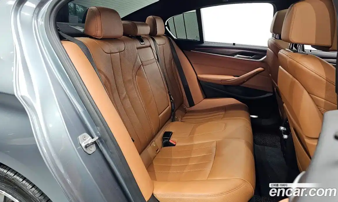 BMW 5-Series 2017 2.0 Автомат в Москве № 157640, фото 18