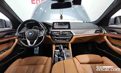 BMW 5-Series 2017 2.0 Автомат в Москве № 157640, миниатюра 2