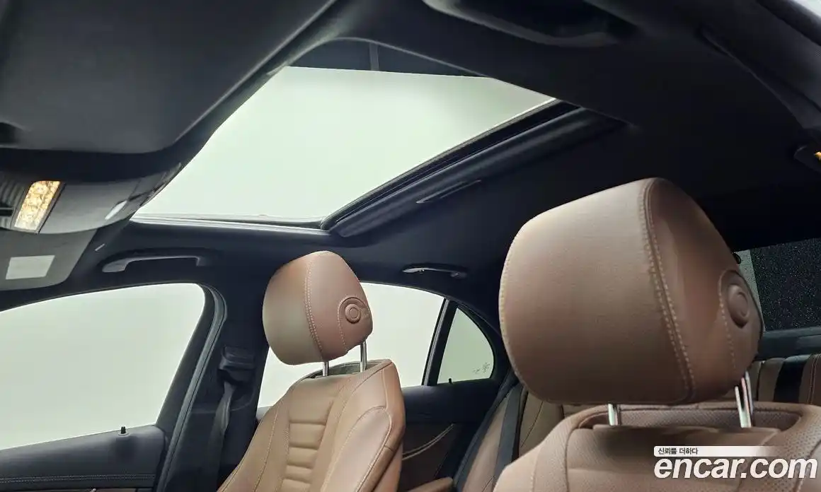 Mercedes-Benz E-Class 2022 2.0 Автомат в Москве № 160765, фото 20