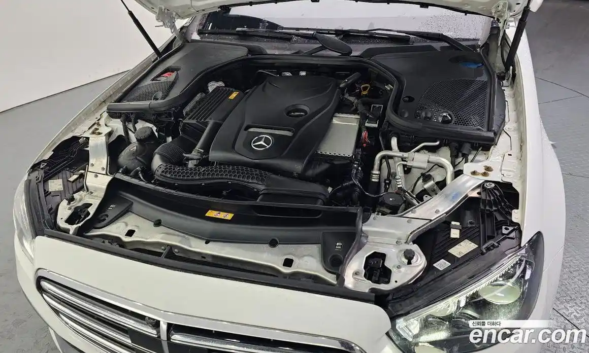 Mercedes-Benz E-Class 2022 2.0 Автомат в Москве № 160765, фото 10