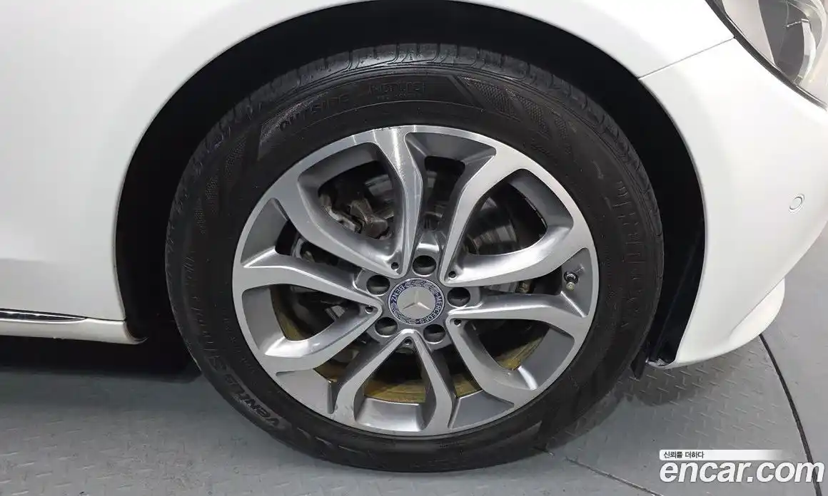 Mercedes-Benz C-Class 2017 2.0 Автомат в Москве № 161682, фото 12