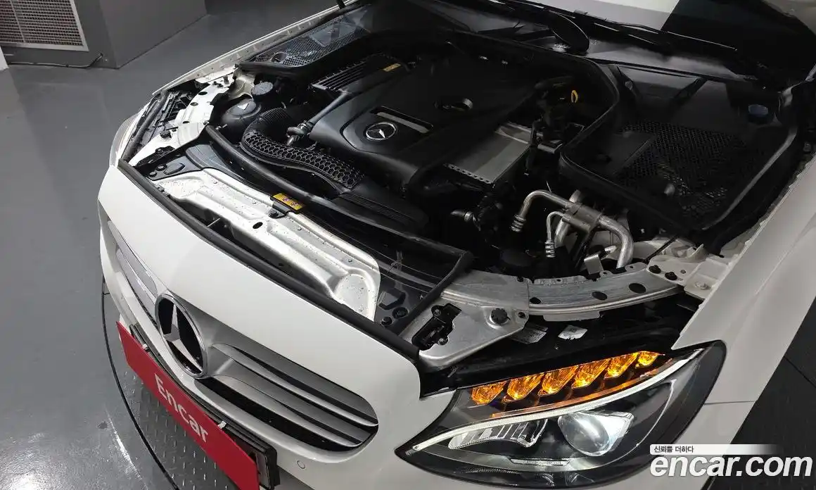 Mercedes-Benz C-Class 2017 2.0 Автомат в Москве № 161682, фото 16