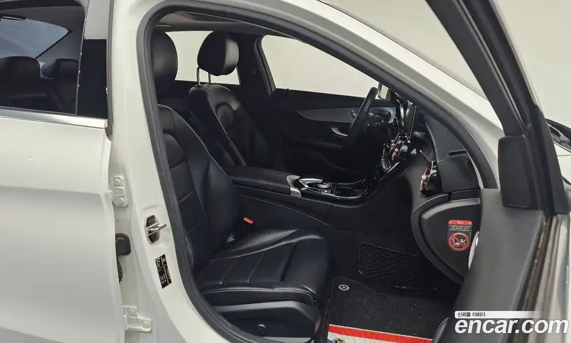 Mercedes-Benz C-Class 2017 2.0 Автомат в Москве № 161682, фото 18