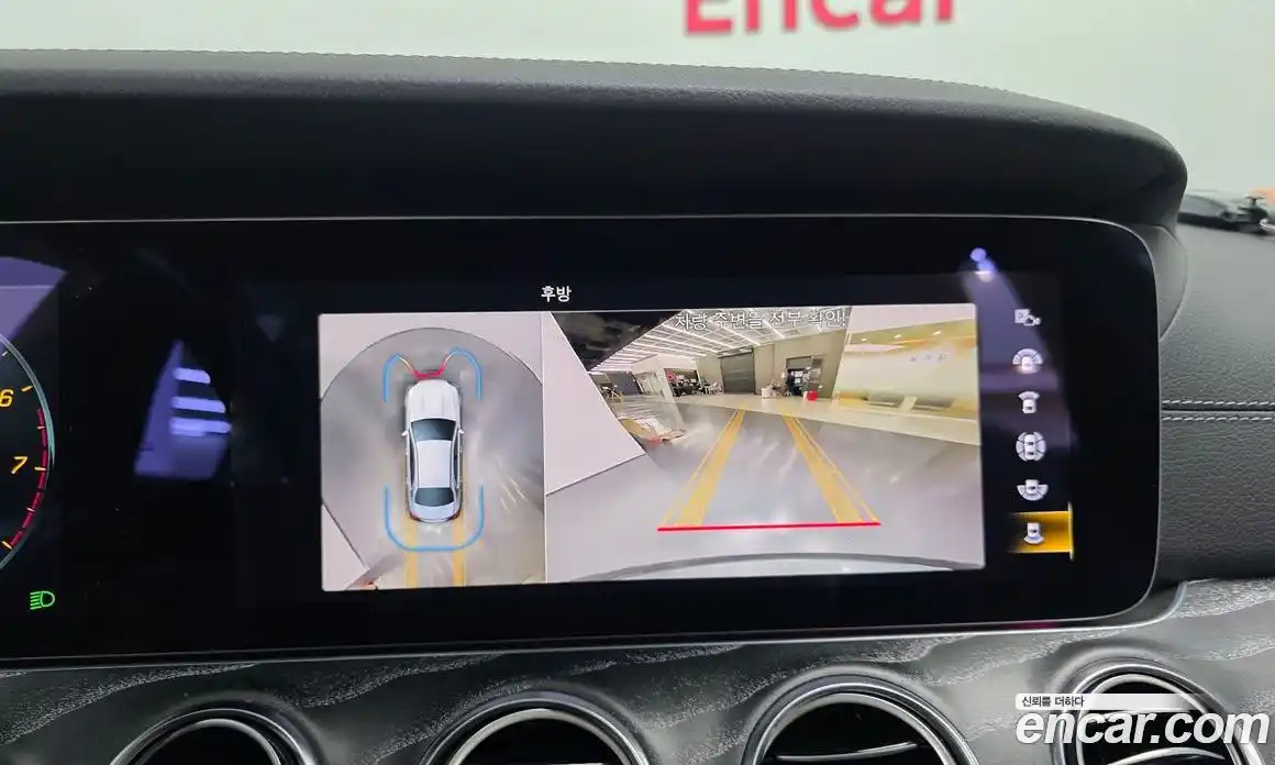 Mercedes-Benz E-Class 2021 2.0 Автомат в Москве № 161994, фото 20