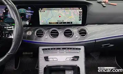 Mercedes-Benz E-Class 2021 2.0 Автомат в Москве № 161994, миниатюра 9