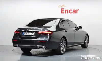 Mercedes-Benz E-Class 2021 2.0 Автомат в Москве № 162081, миниатюра 2