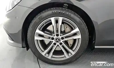 Mercedes-Benz E-Class 2021 2.0 Автомат в Москве № 162081, миниатюра 5