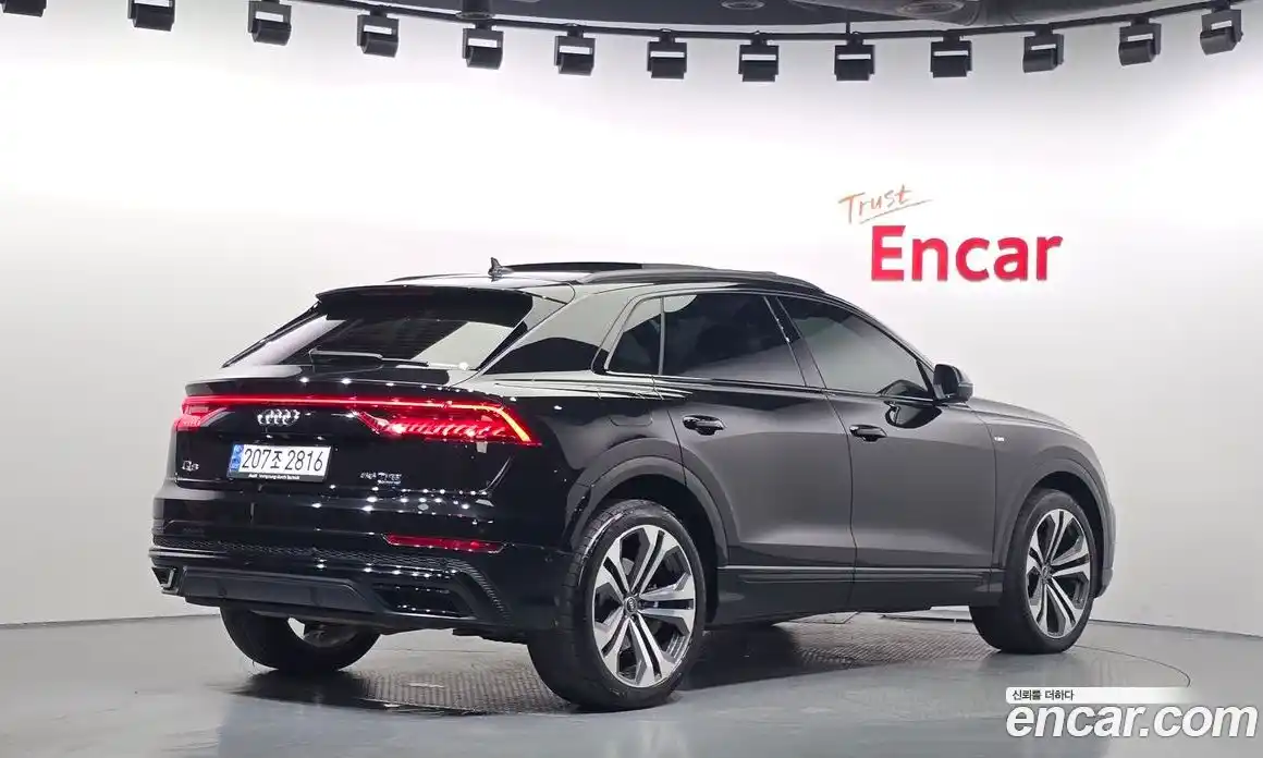 Audi Q8 2023 3.0 Автомат в Москве № 162431, фото 17