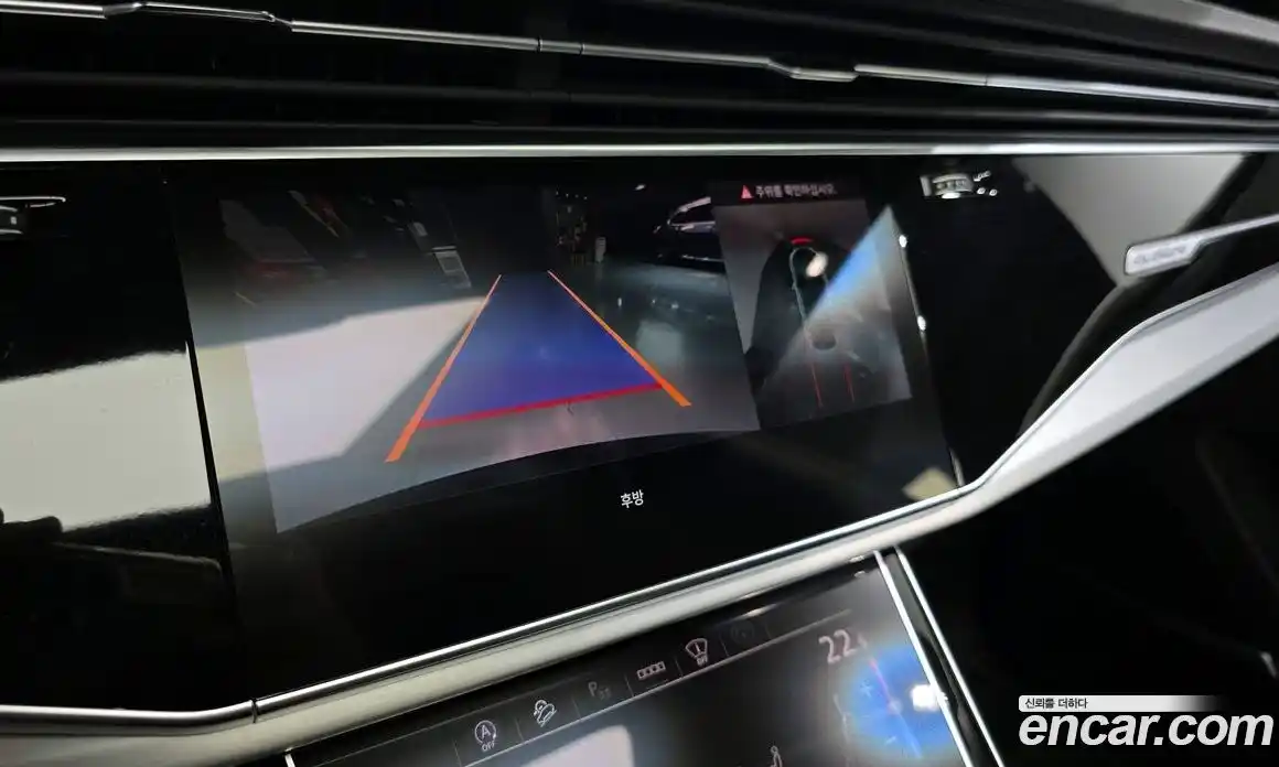 Audi Q8 2023 3.0 Автомат в Москве № 162431, фото 19