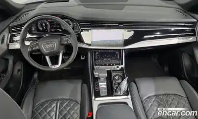 Audi Q8 2023 3.0 Автомат в Москве № 162431, миниатюра 3