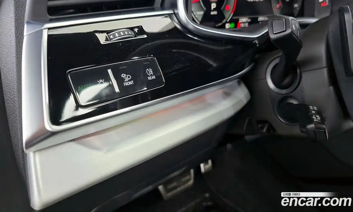 Audi Q8 2023 3.0 Автомат в Москве № 162431, фото 4