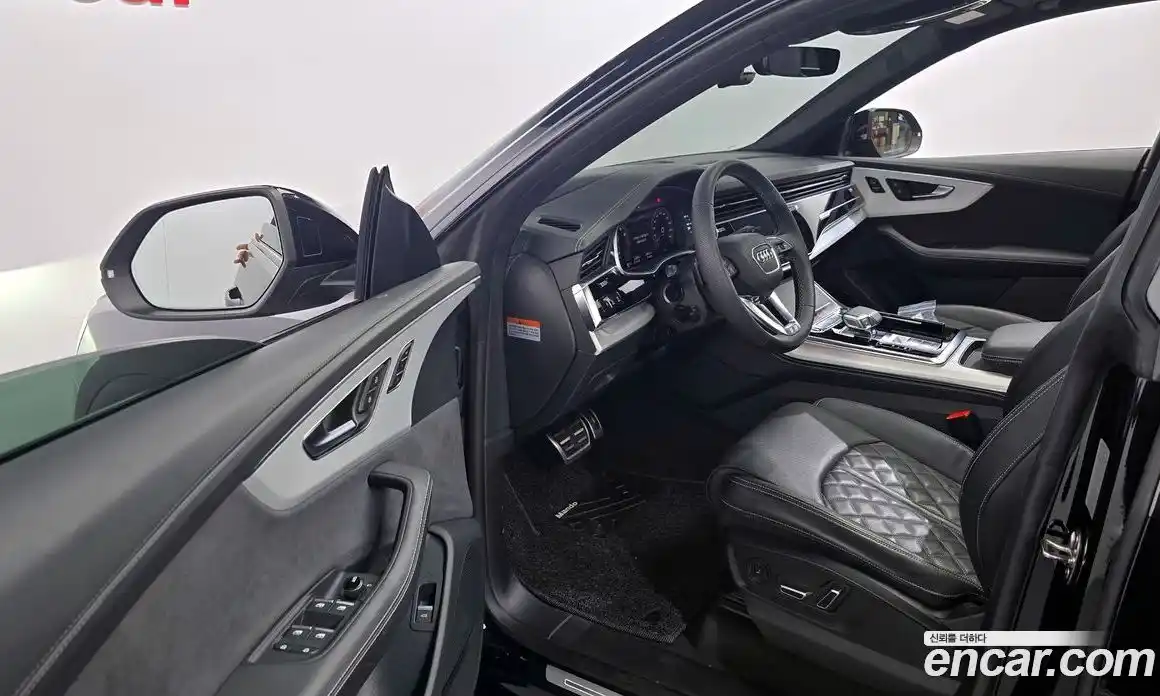 Audi Q8 2023 3.0 Автомат в Москве № 162431, фото 7