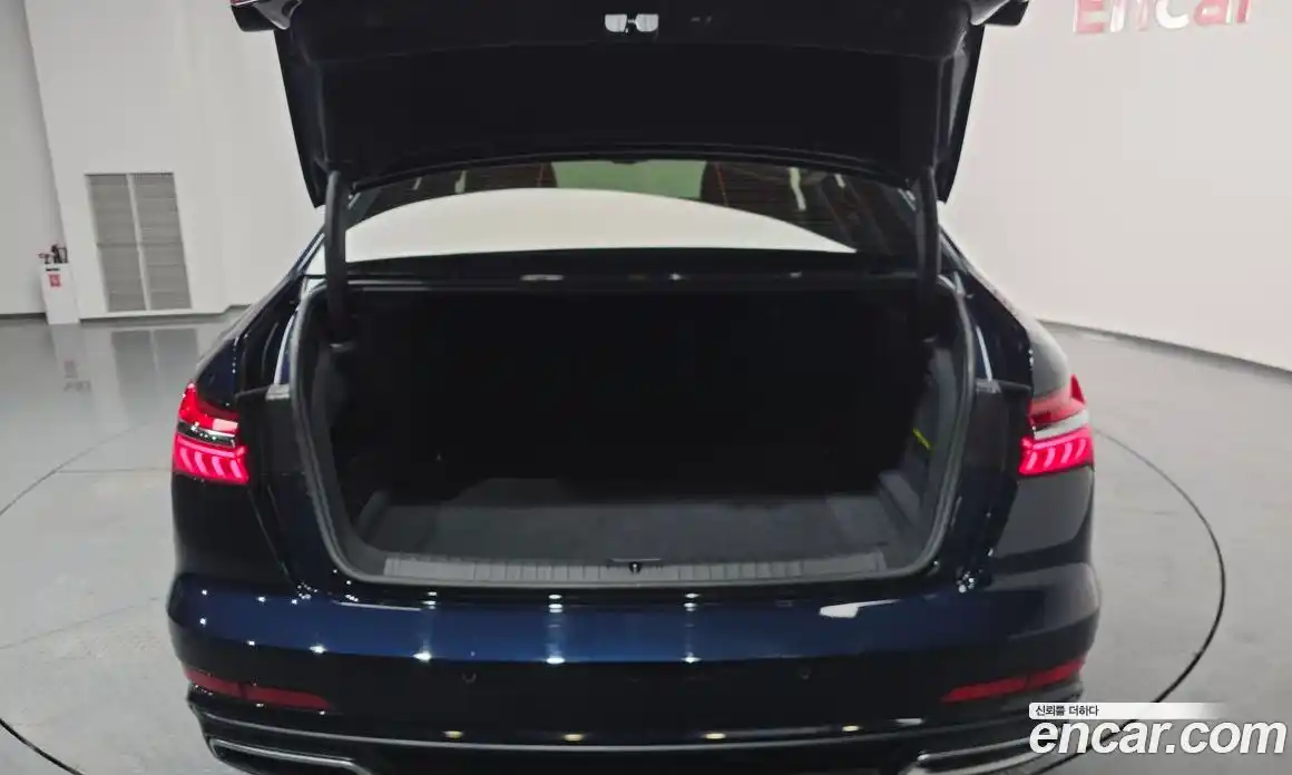 Audi A6 2023 2.0 Автомат в Москве № 162777, фото 9