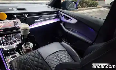 Audi Q8 2023 3.0 Автомат в Москве № 163942, миниатюра 11